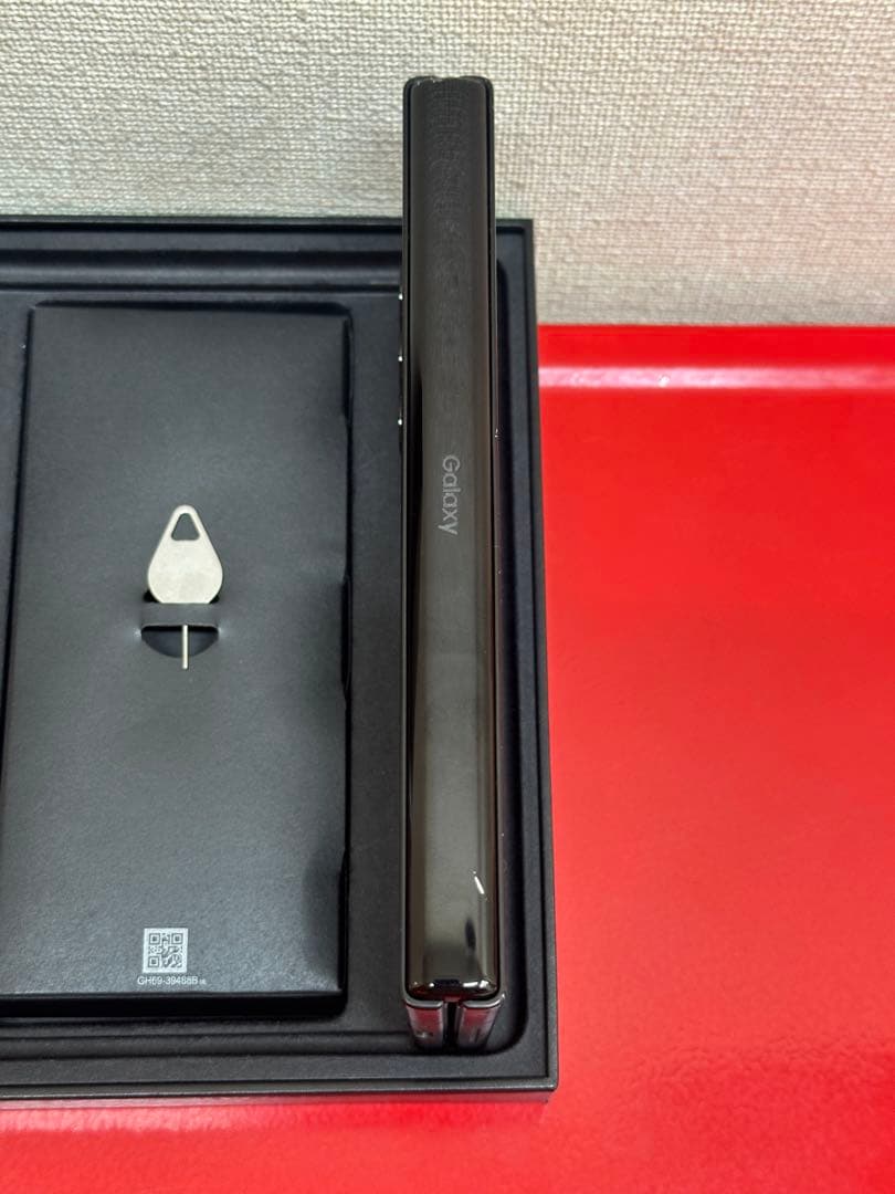 Galaxy Z Fold3 5G 256GB ブラック docomoドコモ国内