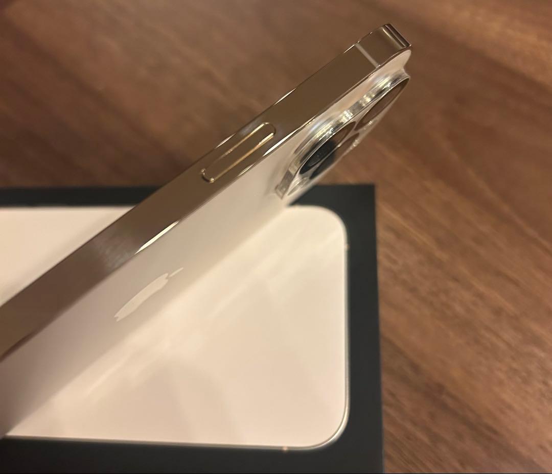 Apple iPhone 13 Pro Maxゴールド 本体　256GB