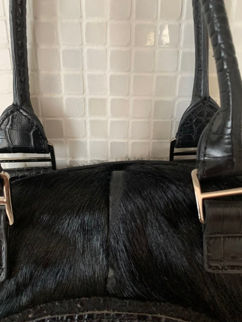 とっても可愛いmuta 8バック　ハラコ　本革　クロコ型押し