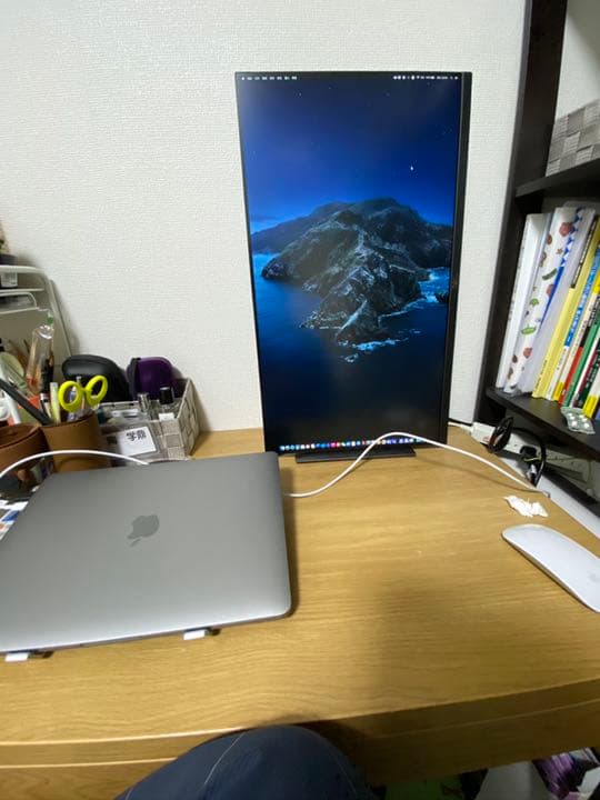 デル　2kモニター