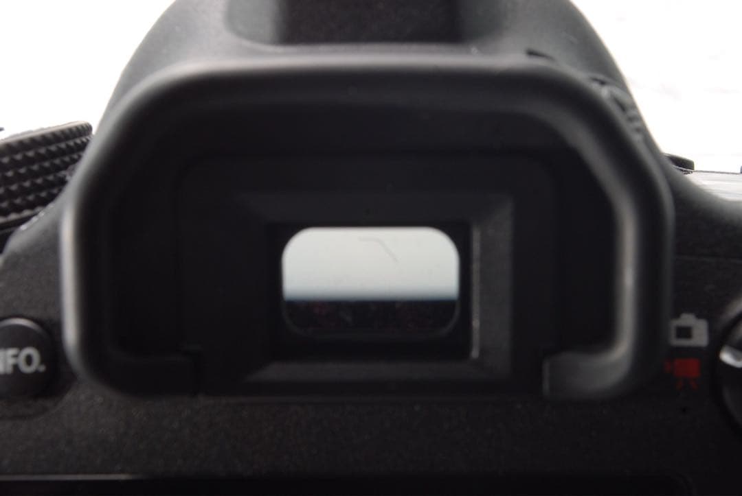 Canon EOS 6D ダブルズームキット 望遠レンズ スマホ転送OK 美品♡