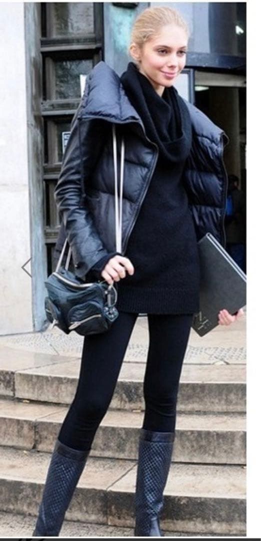 アレキサンダーワン　ブレンダ　ジップチェーンショルダーバッグ