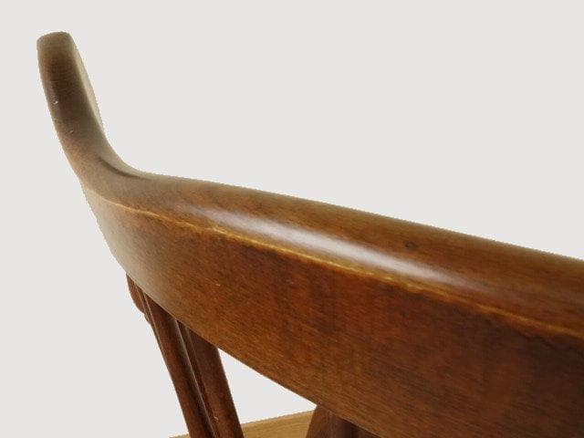 飛騨産業　キツツキ　スピンドルチェアーＡ　イス　椅子　 木製　再塗装済ＵＳＥＤ