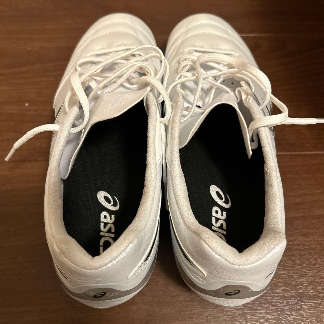 ASICS サッカーシューズ ホワイト/ブラック