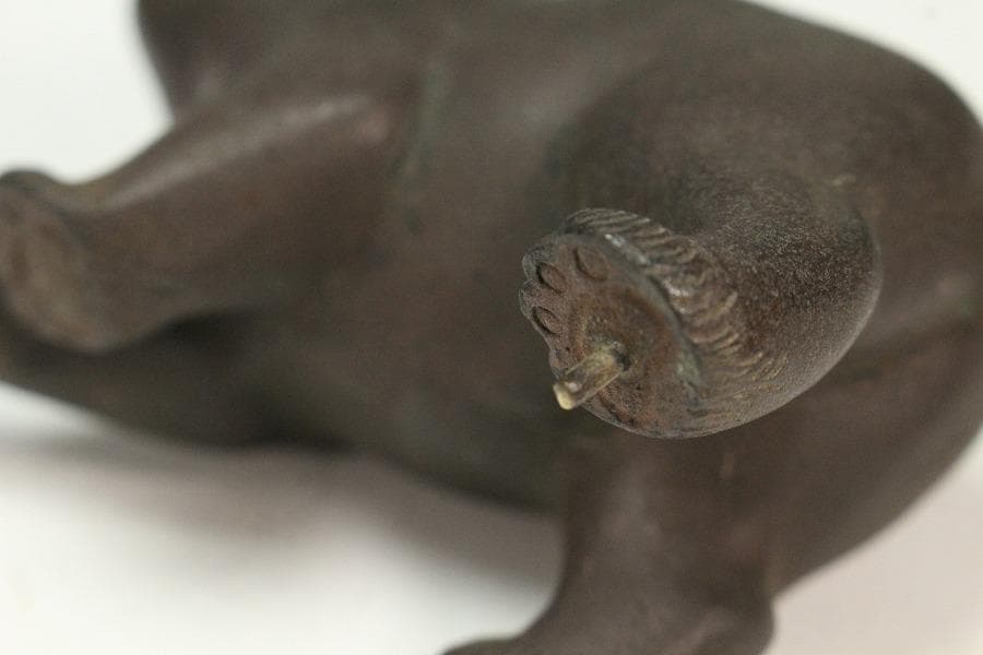 金工師 徳光造 遊三犬 置物(K-XA873)