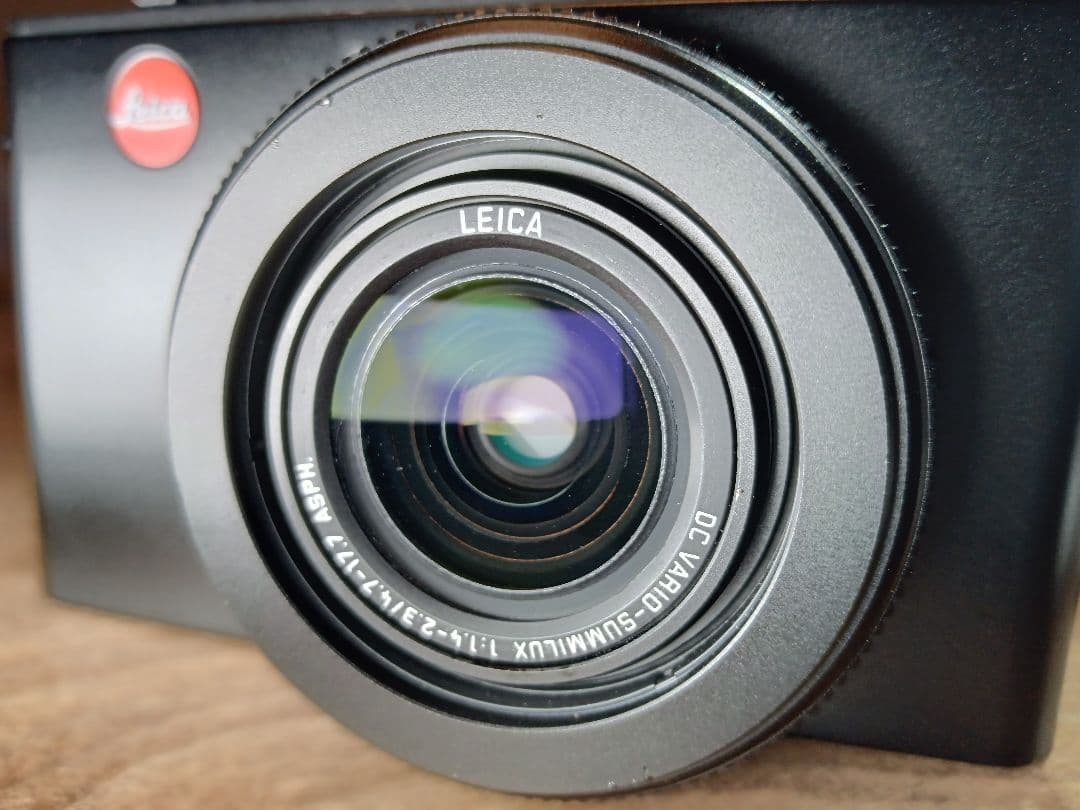 正*蔵様 【カメラケース+メンテナンスキット付き】Leica D-LUX6【返金