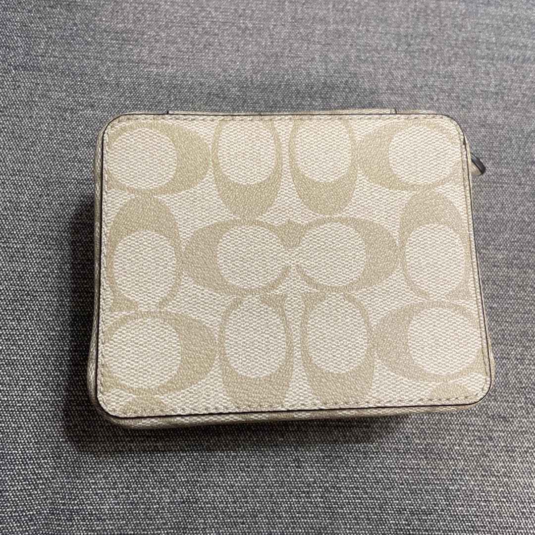 コーチ　ジュエリーボックス