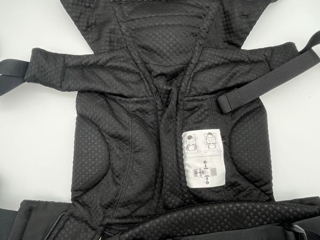 【使用10回程度極美品】エルゴベビー オムニブリーズ オニキスブラック 抱っこ紐