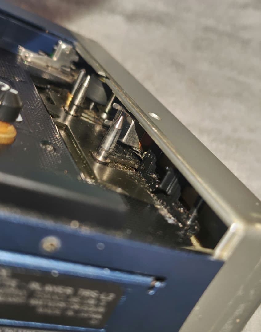 【通電確認のみ】SONY WALKMAN TPS-L2