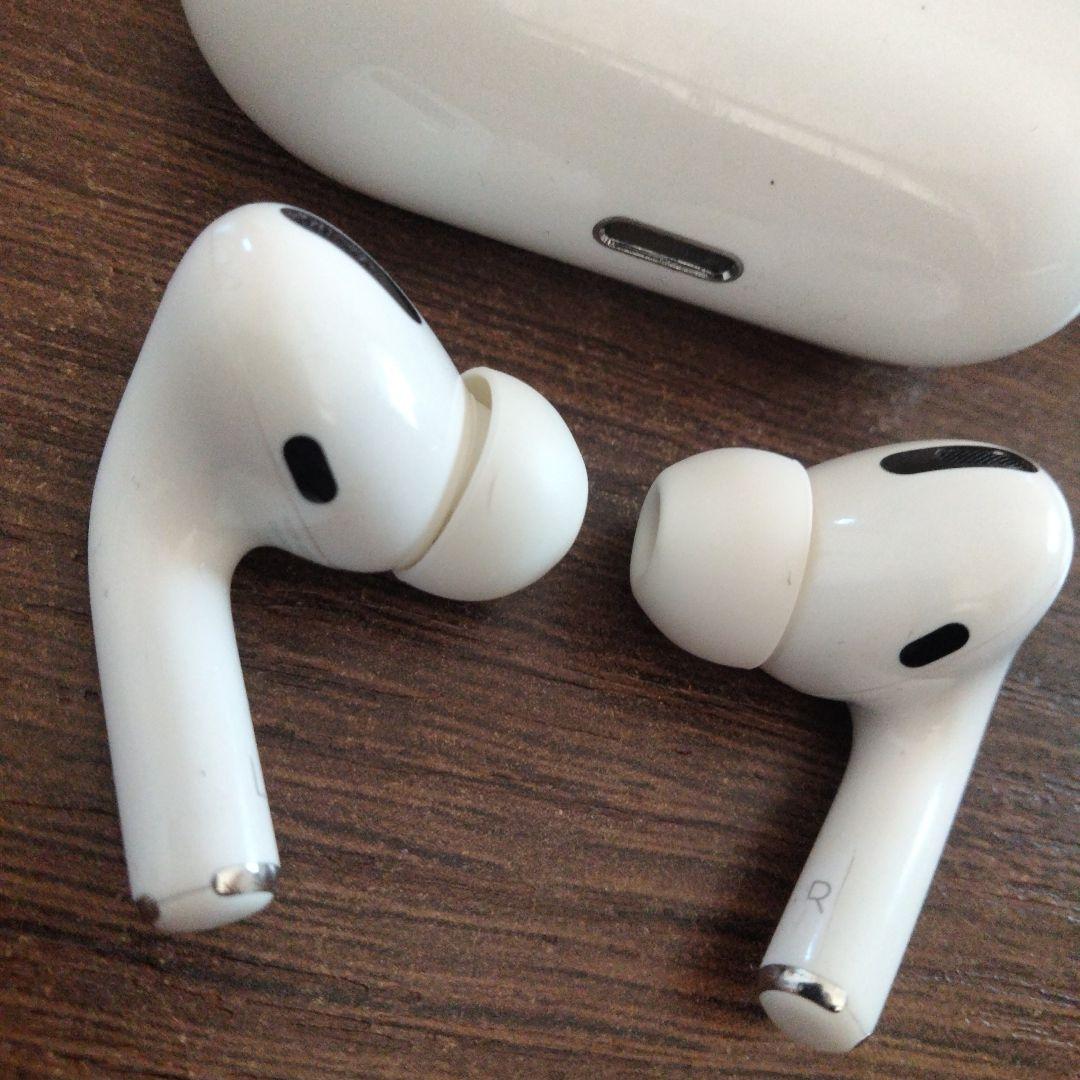 【正規品】AirPodsPro2本体 ホワイト 充電ケース付き