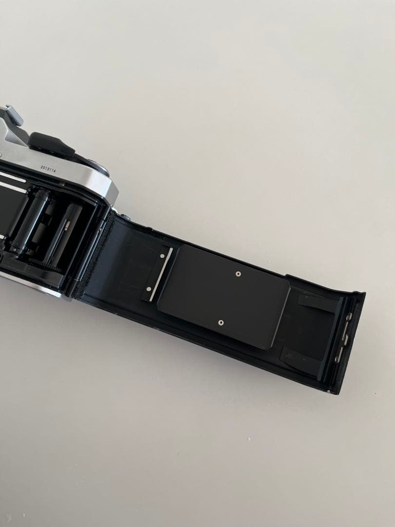 【完動品】Nikon FE2 フィルムカメラ
