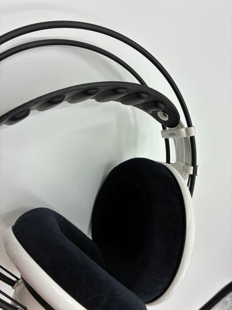 AKG Q701 ヘッドフォン ホワイト/ブラック　初期モデル　オーストリア製