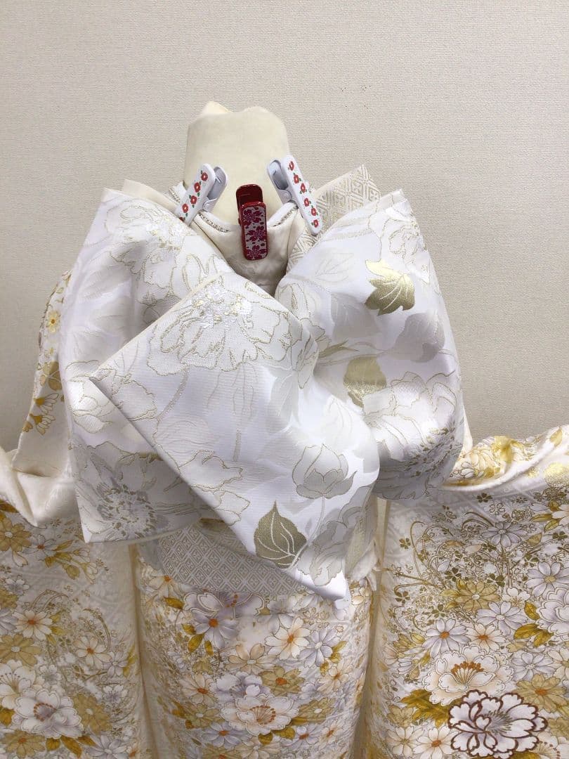 【157~170センチぐらいの方が適応サイズ】振袖フルセット　白×金と緑