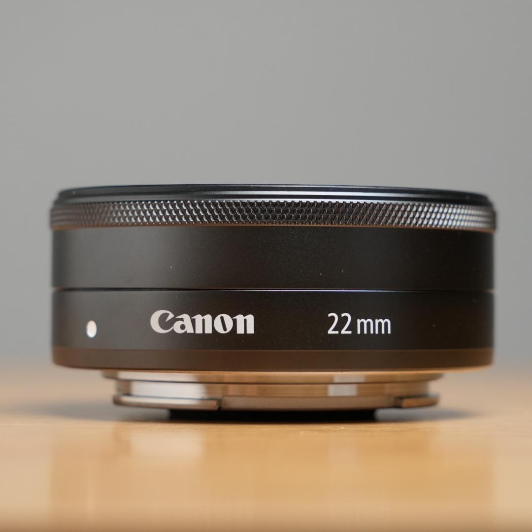 CANON EF-M22mm F2 STM グラファイト