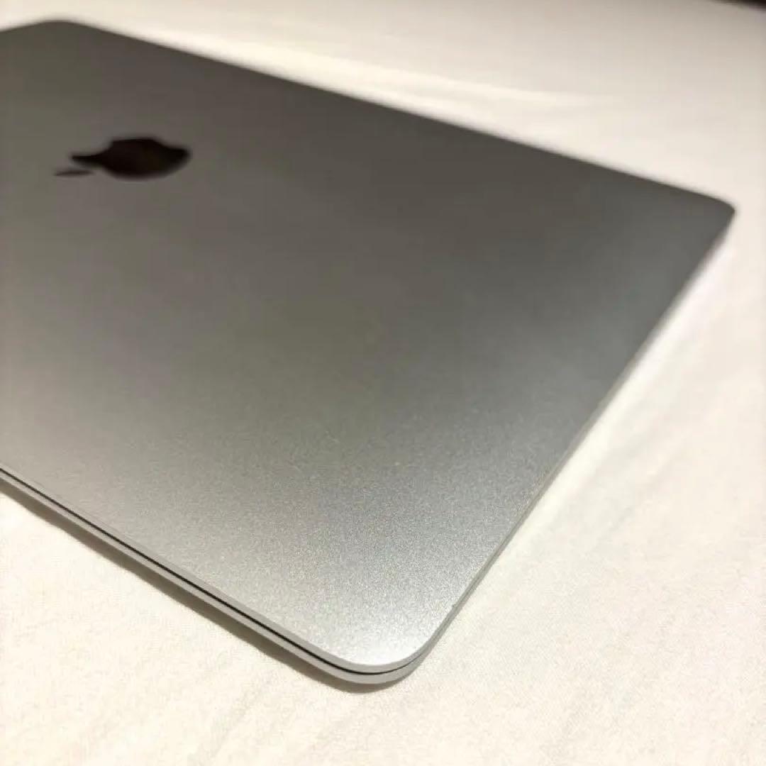 【美品】M1 MacBook Air 8GB/256GB 2020 シルバー 銀