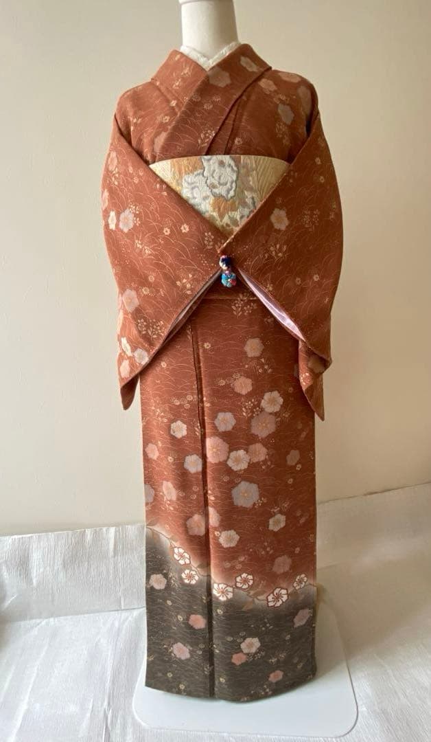 【BayKazzy様】落ち着いた雰囲気の付け下げ訪問着　正絹　袷