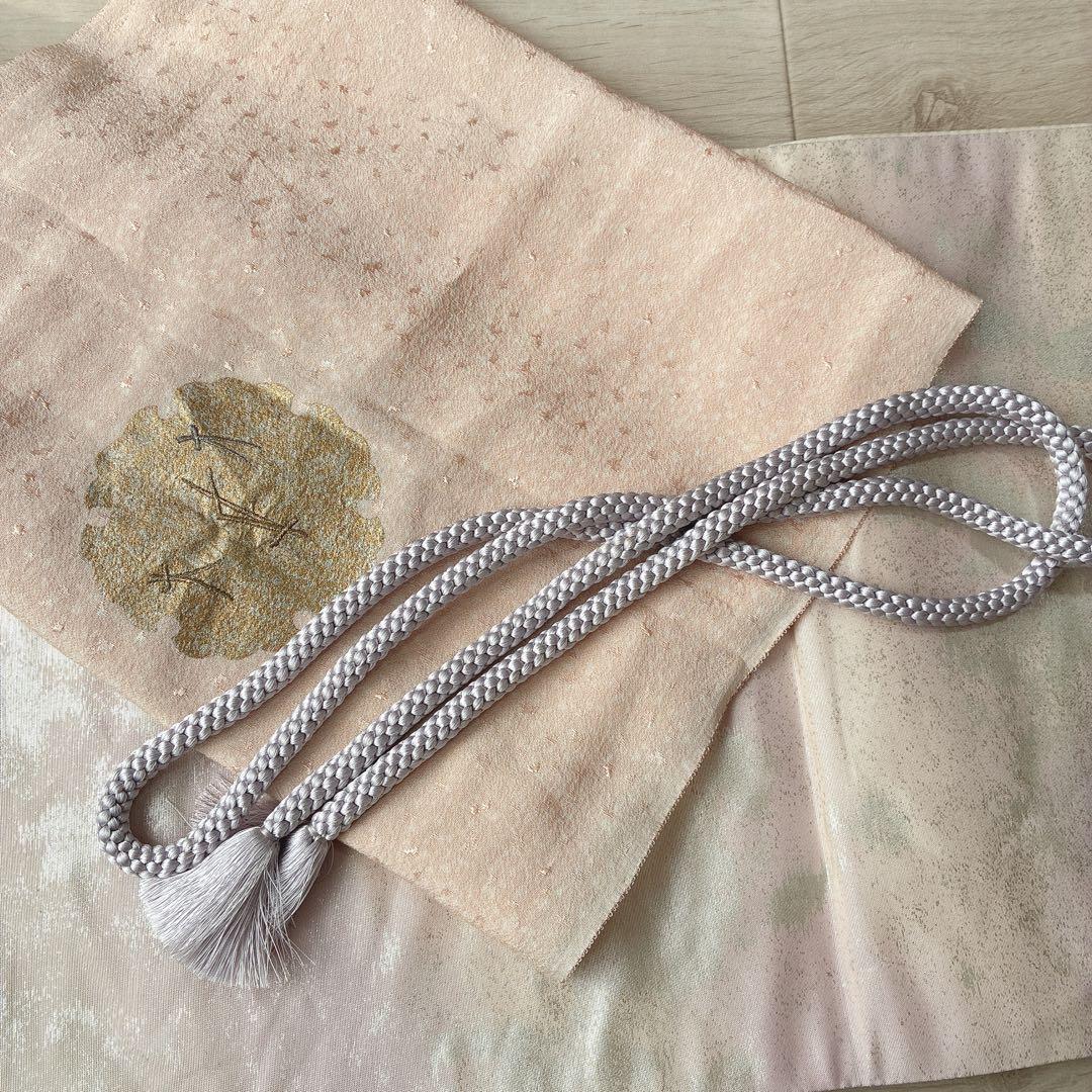 色無地　フルセット　着物　正絹　しつけ糸付き　ホワイトグレー　一つ紋　G4