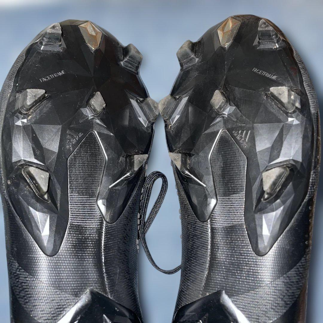 定価27,500円【アディダス】 美品サッカースパイク プレデター アキュラシー