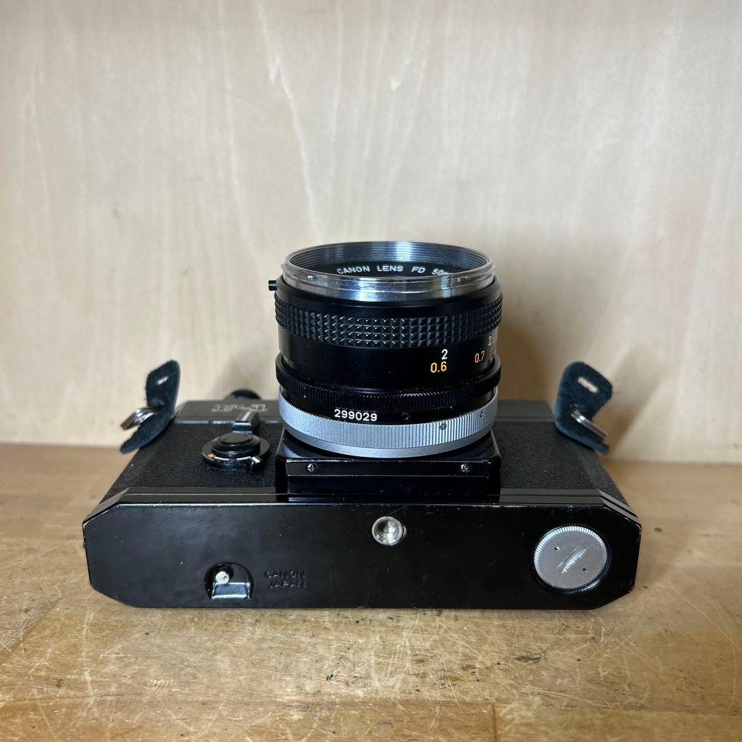 Canon F-1+FD 50 f1.8 露出計不動　他完動美品