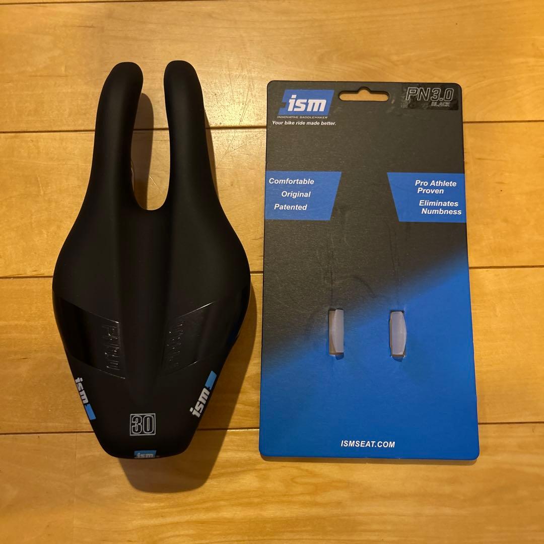 ism PN 3.0 サドル ブラック
