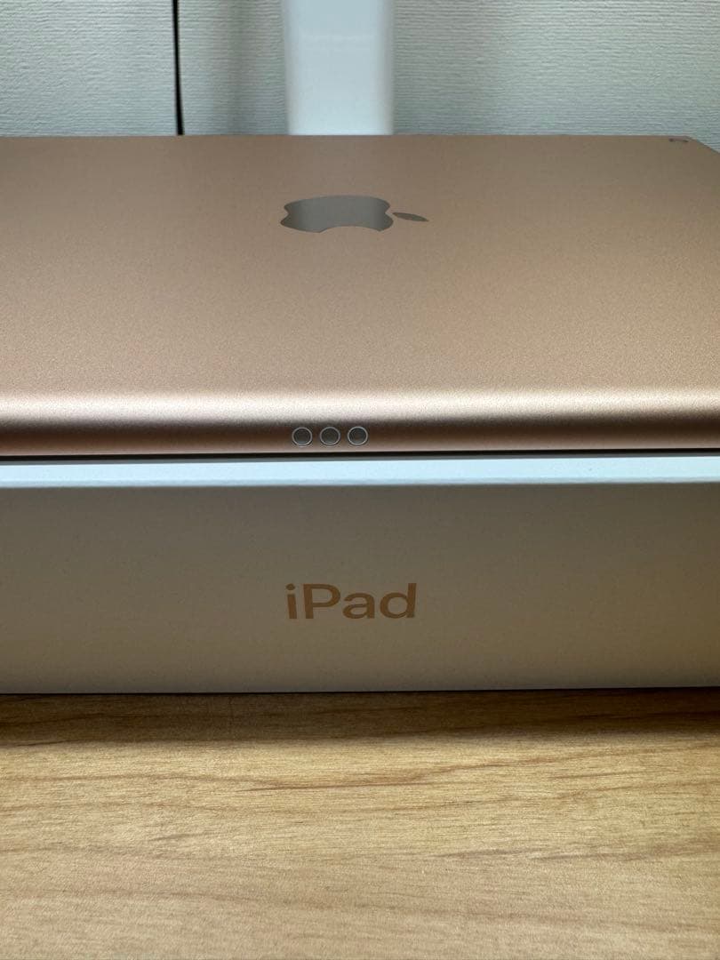 Apple iPad 第７世代　Wi-Fi 32GB バッテリー容量87%