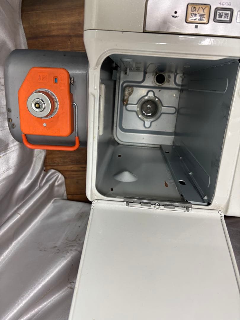 菅201 整備済　ファンヒーター　〜17畳