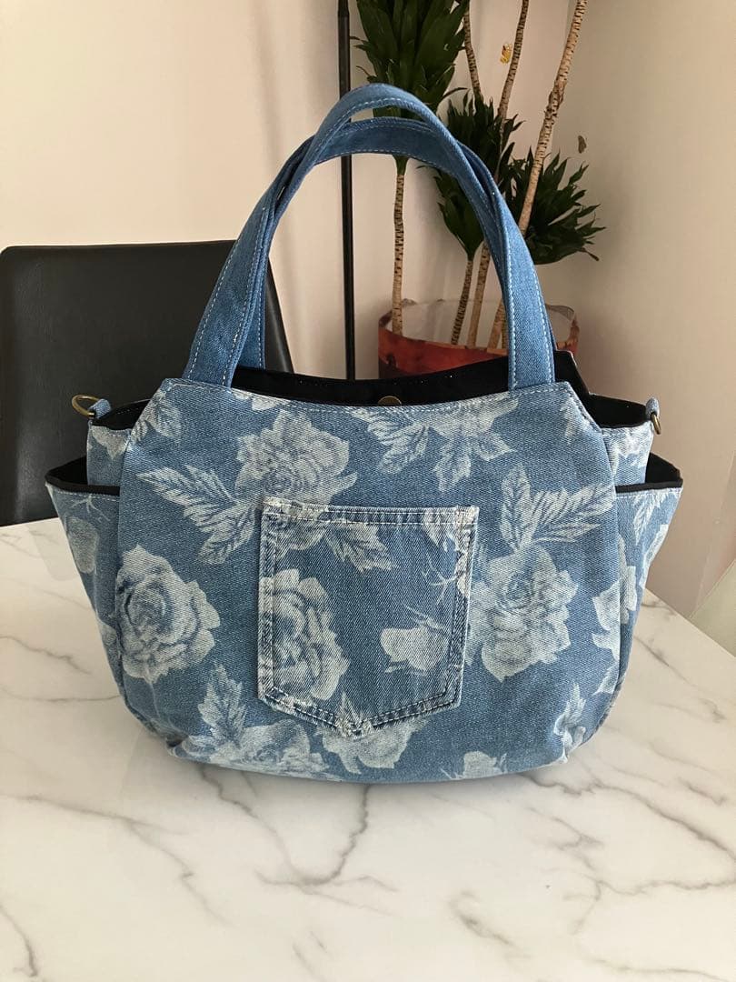 872 みかりん♡プロフ必読♡夏物最終です　大きめデニムリメイクバック2点