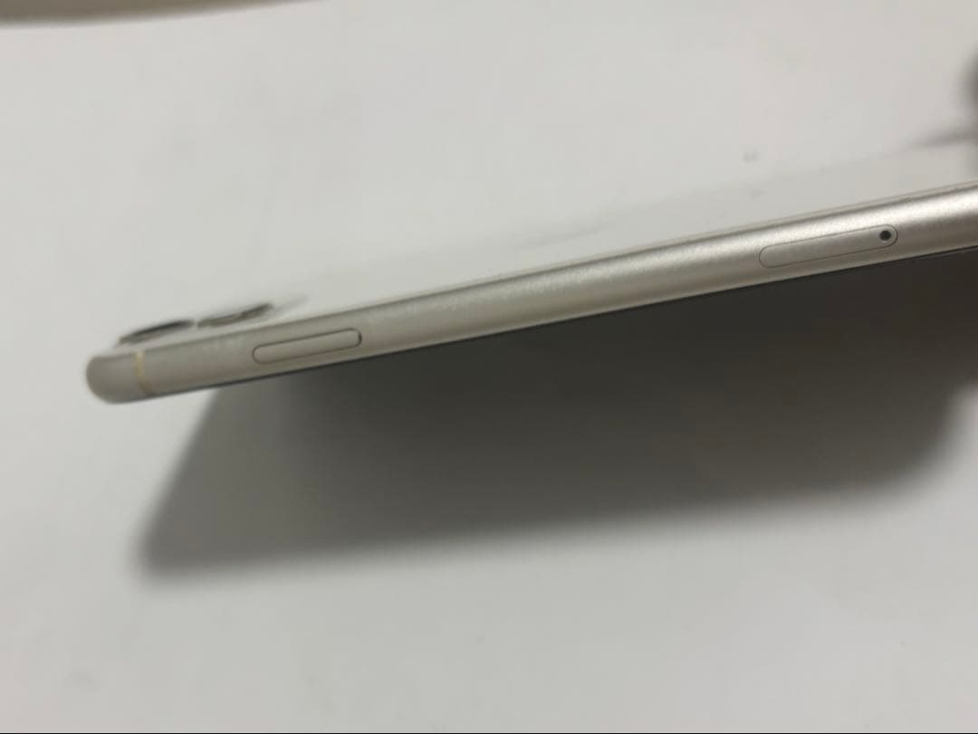 iPhone11 本体