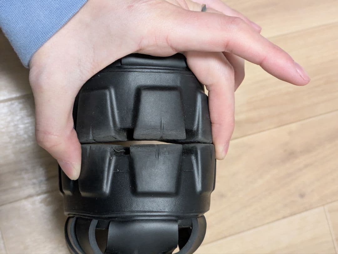 PRADA モノリス ラバーサンダル 37