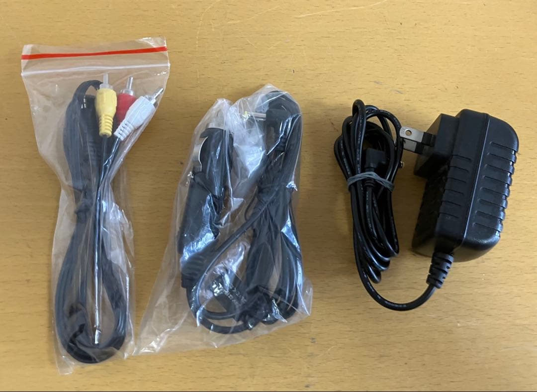 【YAMAZEN/山善】ポータブルDVDプレーヤー CPD-N92 通電確認済