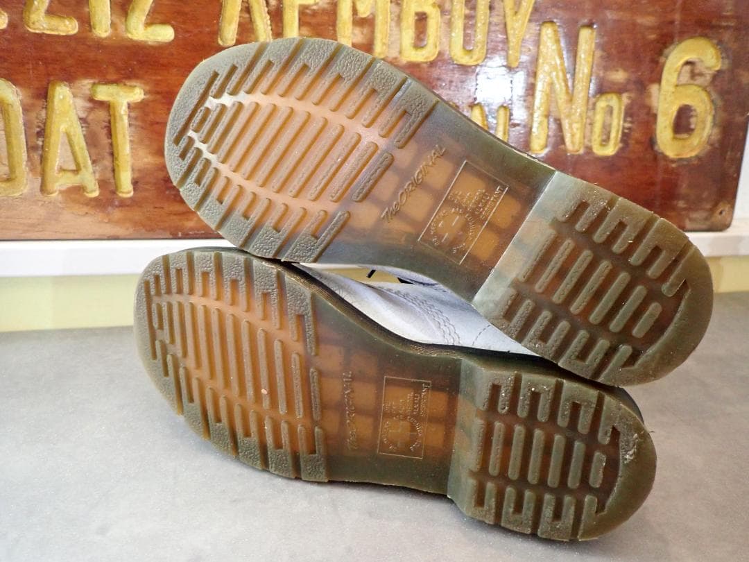 Dr. Martens ホワイト ブラック ワークブーツ 8ホール 24㎝