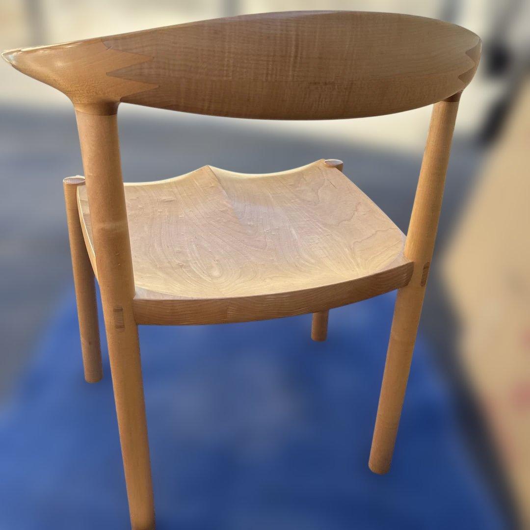 【家具蔵 KAGURA ヴォーグ アームチェア 無垢材 ダイニングチェア】