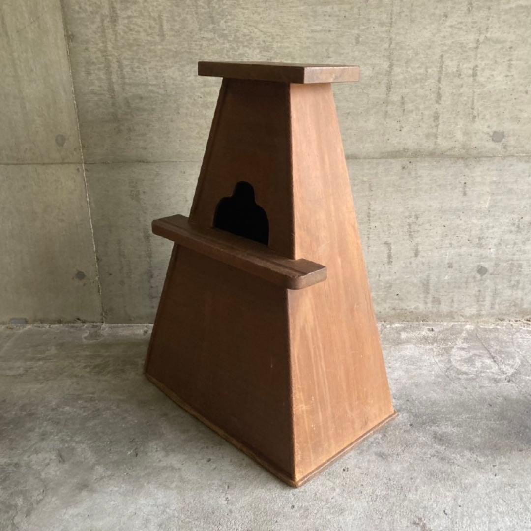 古い味のある大きな踏み台 置物台 花台 飾り棚 ラック 大型 特大 木製 レトロ