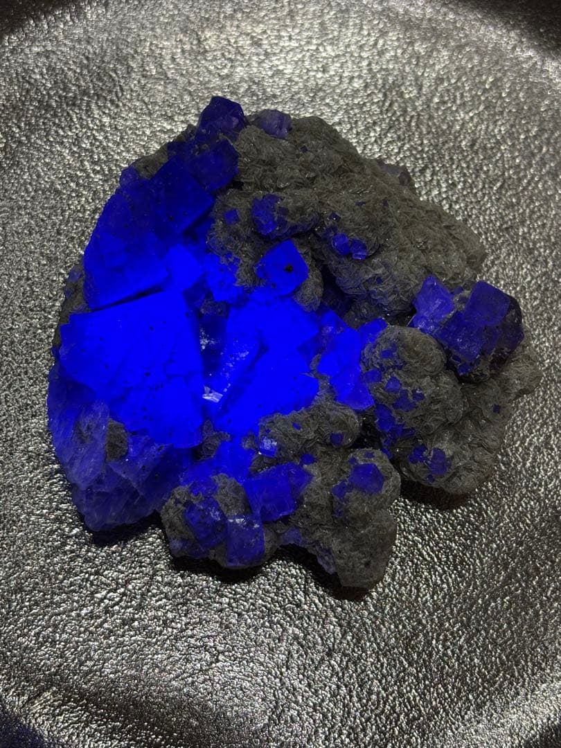 レア　ナイジェリア産フローライト、デザートローズ共生　強蛍光　240g 天然石