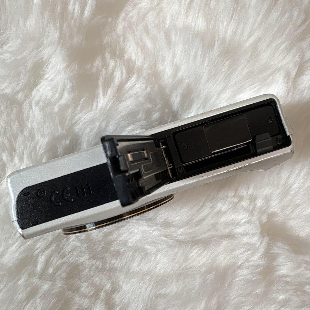 【動作確認済み】CASIO EX-ZR200 デジカメ