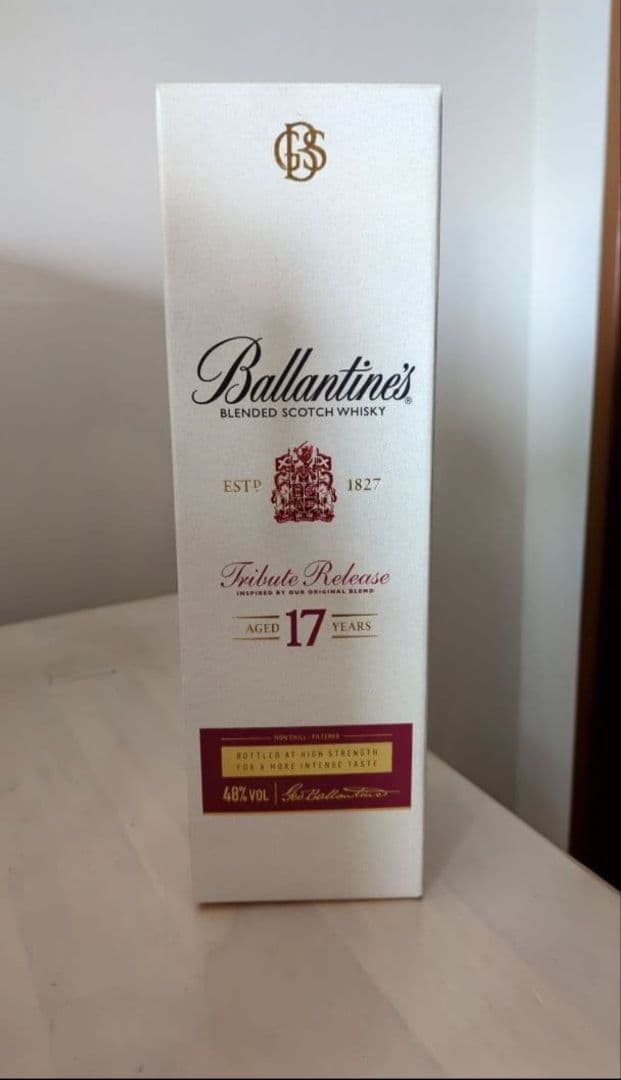 ウイスキー4本セット（山崎・白州・バランタイン）