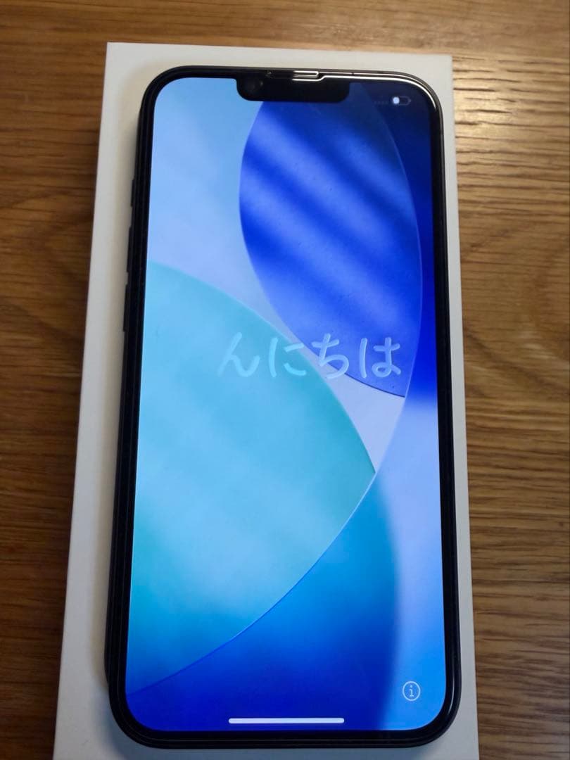 iPhone16e 128GB ブラック本体　新品同様