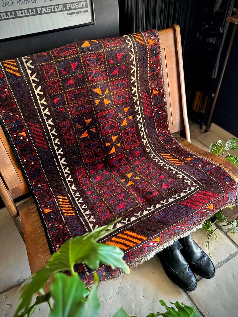 トライバルラグ　ヴィンテージラグ　バルーチ族　アフガンラグ　プリミティブアート
