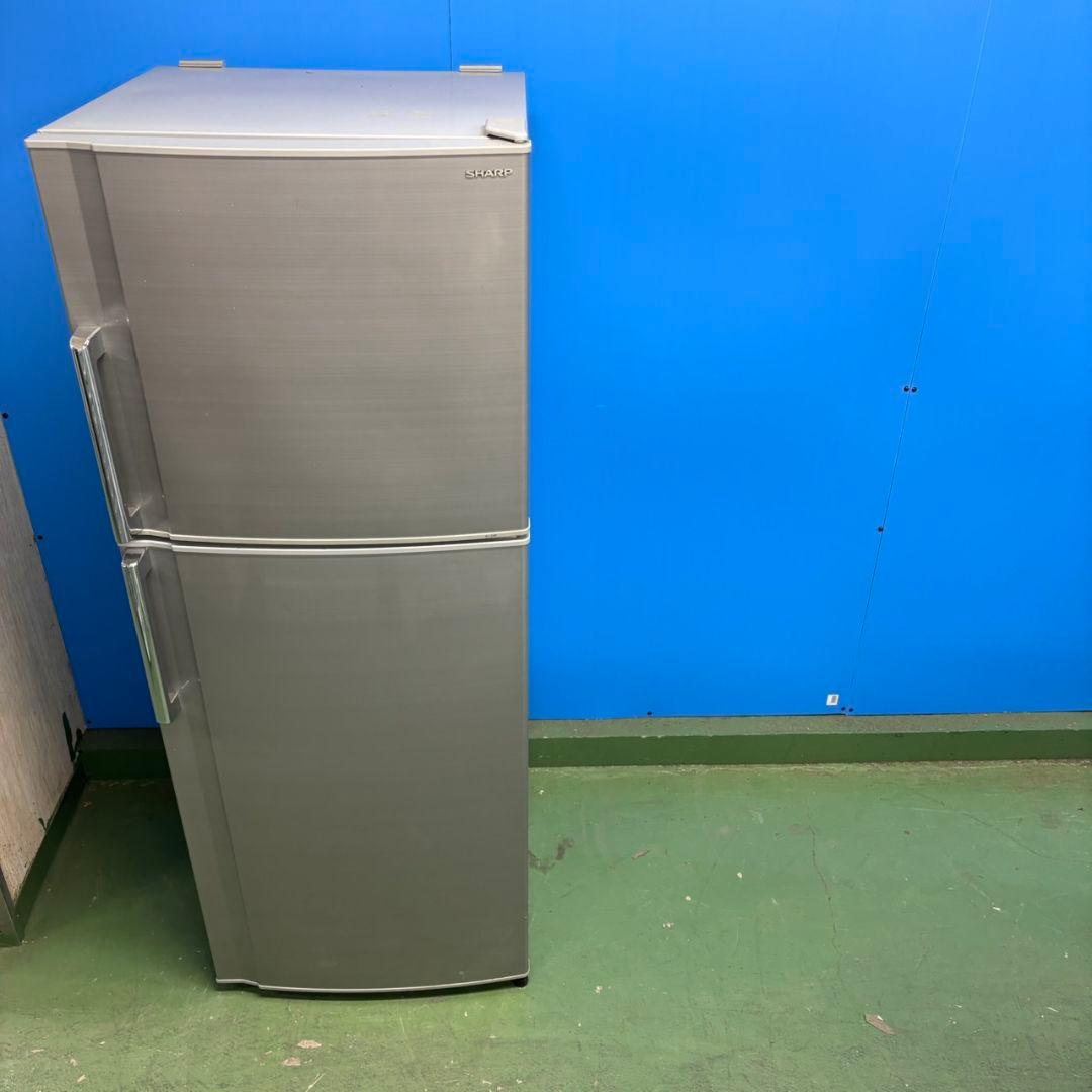 570 SHARP　中型冷蔵庫　小型　200Ｌ以上　290Ｌ　小型　一人暮らし