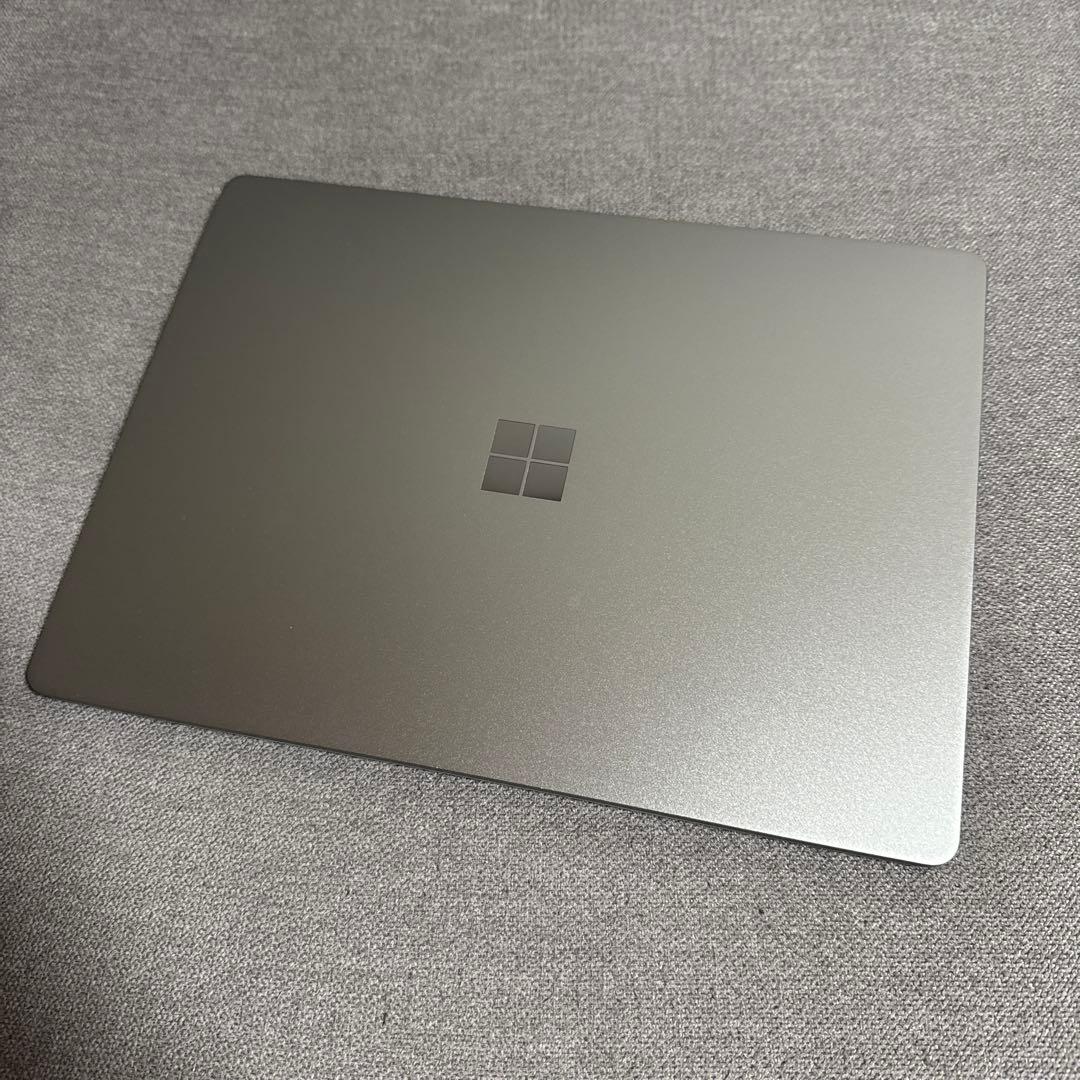 【極美品】 Surface Laptop Go2 sage おまけケース付き