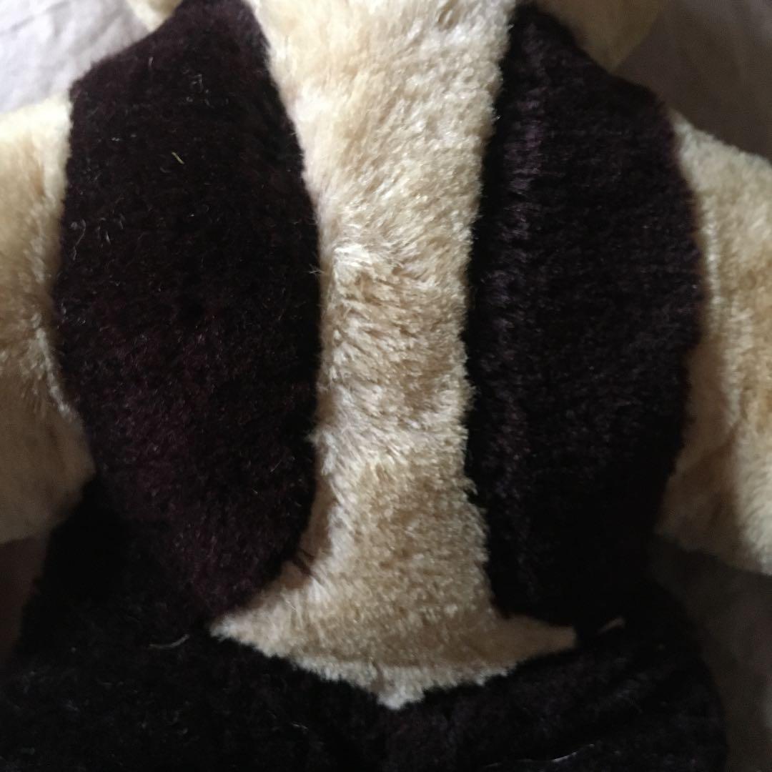 古いくまのぬいぐるみ