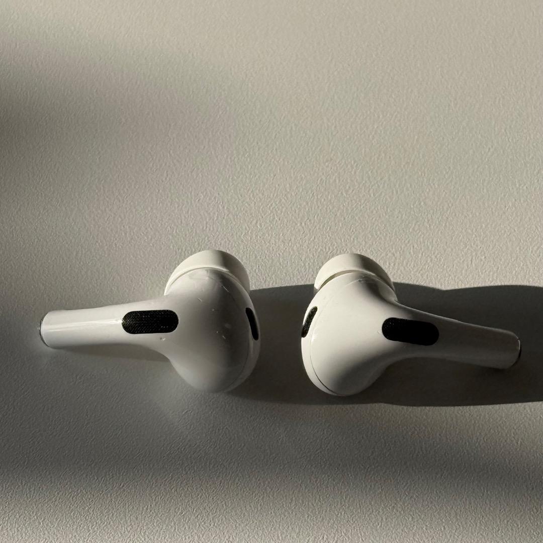 AirPods Pro 2【美品、付属品完備】