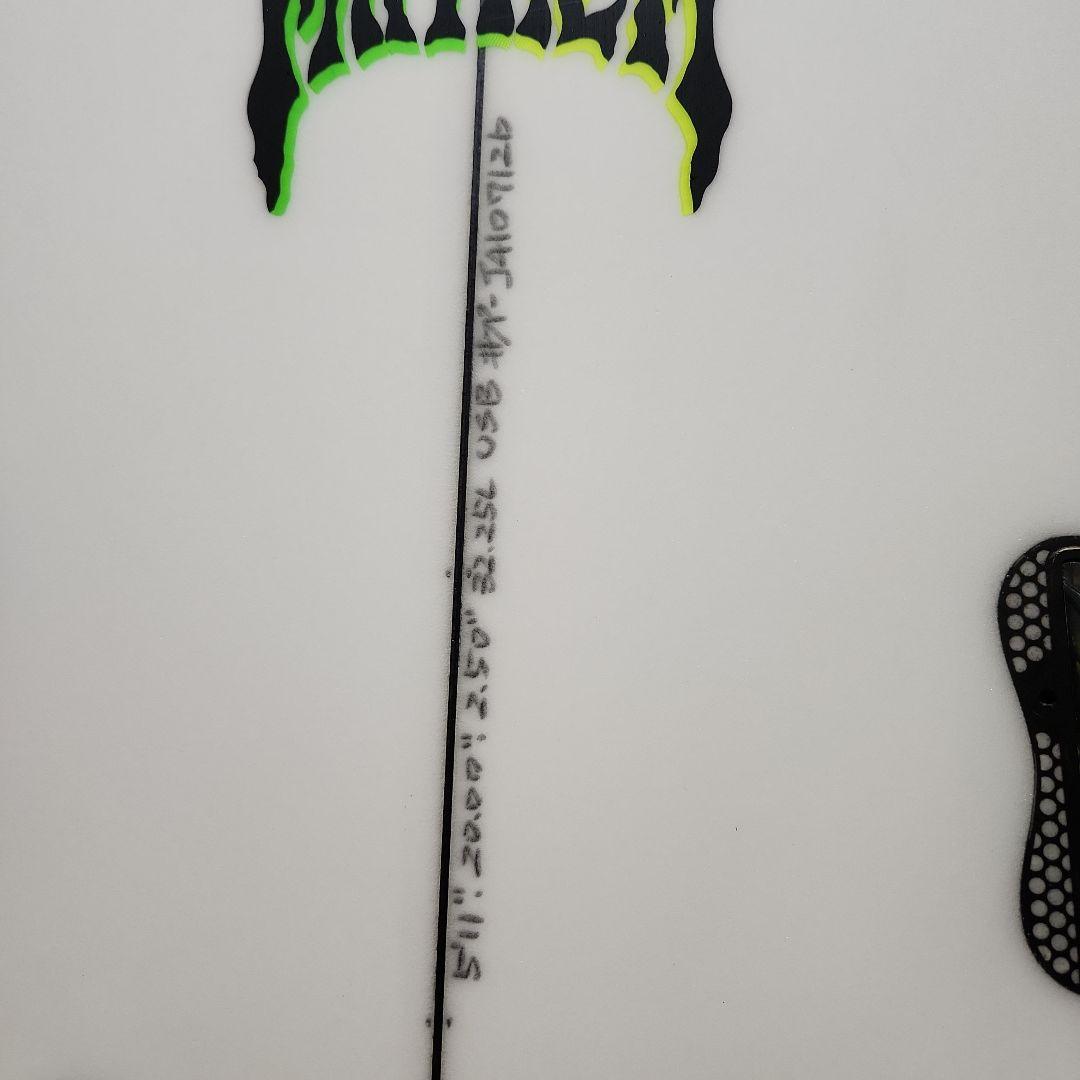 【超美品】ロストサーフボード　ザリッパー5.11