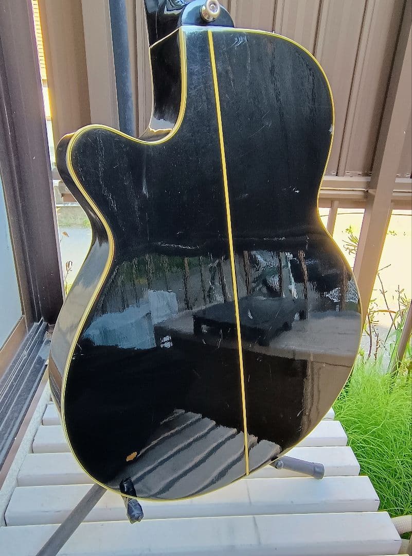 D*n様 超美品 Takamine 100シリーズ(？)BK 型番不明 PU付き