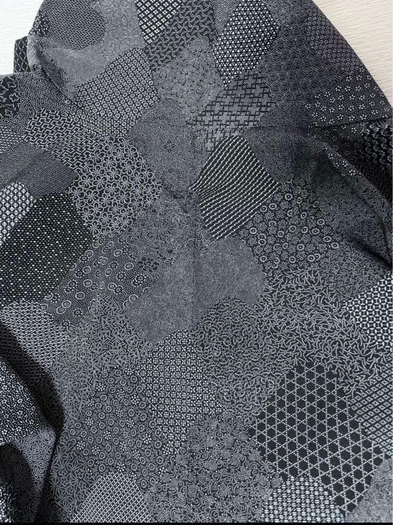 小紋　江戸小紋　モノトーン　切りばめ文様　作家物