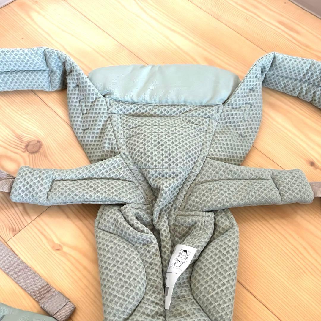 エルゴベビー　オムニブリーズ　　ベビーキャリア　セージグリーン　抱っこ紐