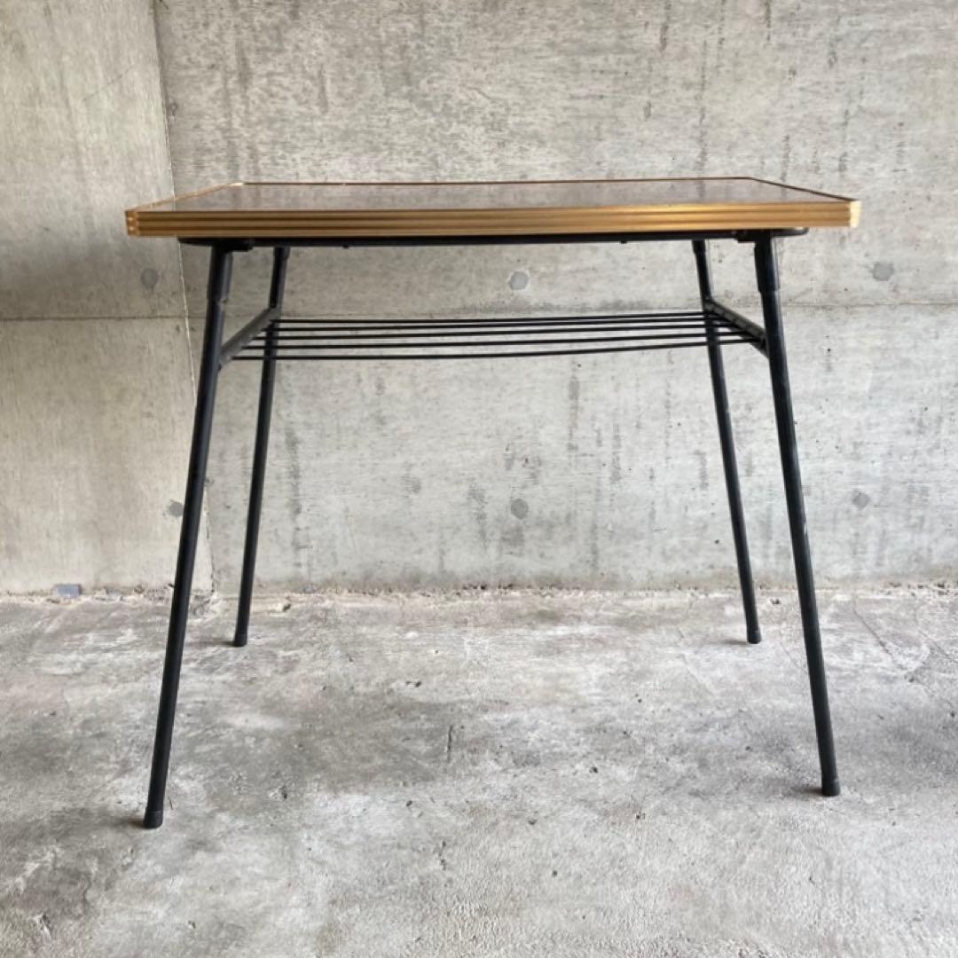 テーブル 机 折り畳み 鉄脚 作業机 食堂 木目調 棚付き 当時物 昭和 レトロ