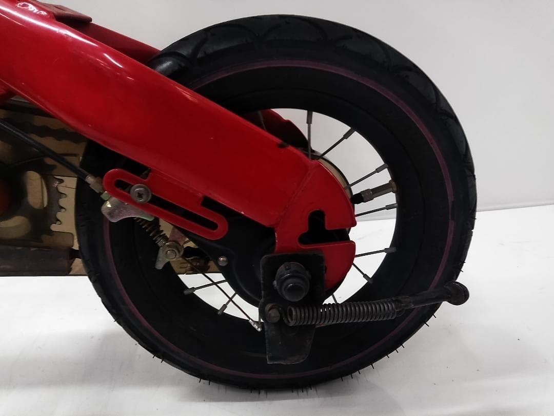 ビタミンiファクトリー へんしんバイク 自転車 レッド□