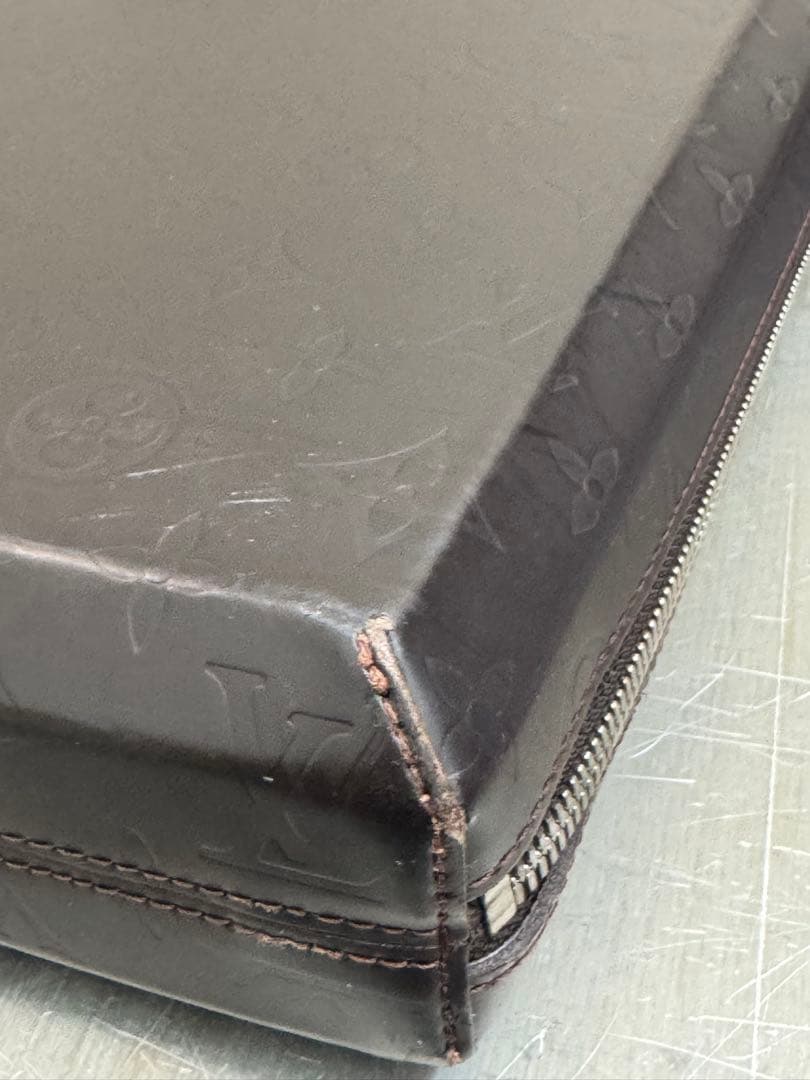 LOUIS VUITTON エルヴィン_モノグラム・グラセ_BRW