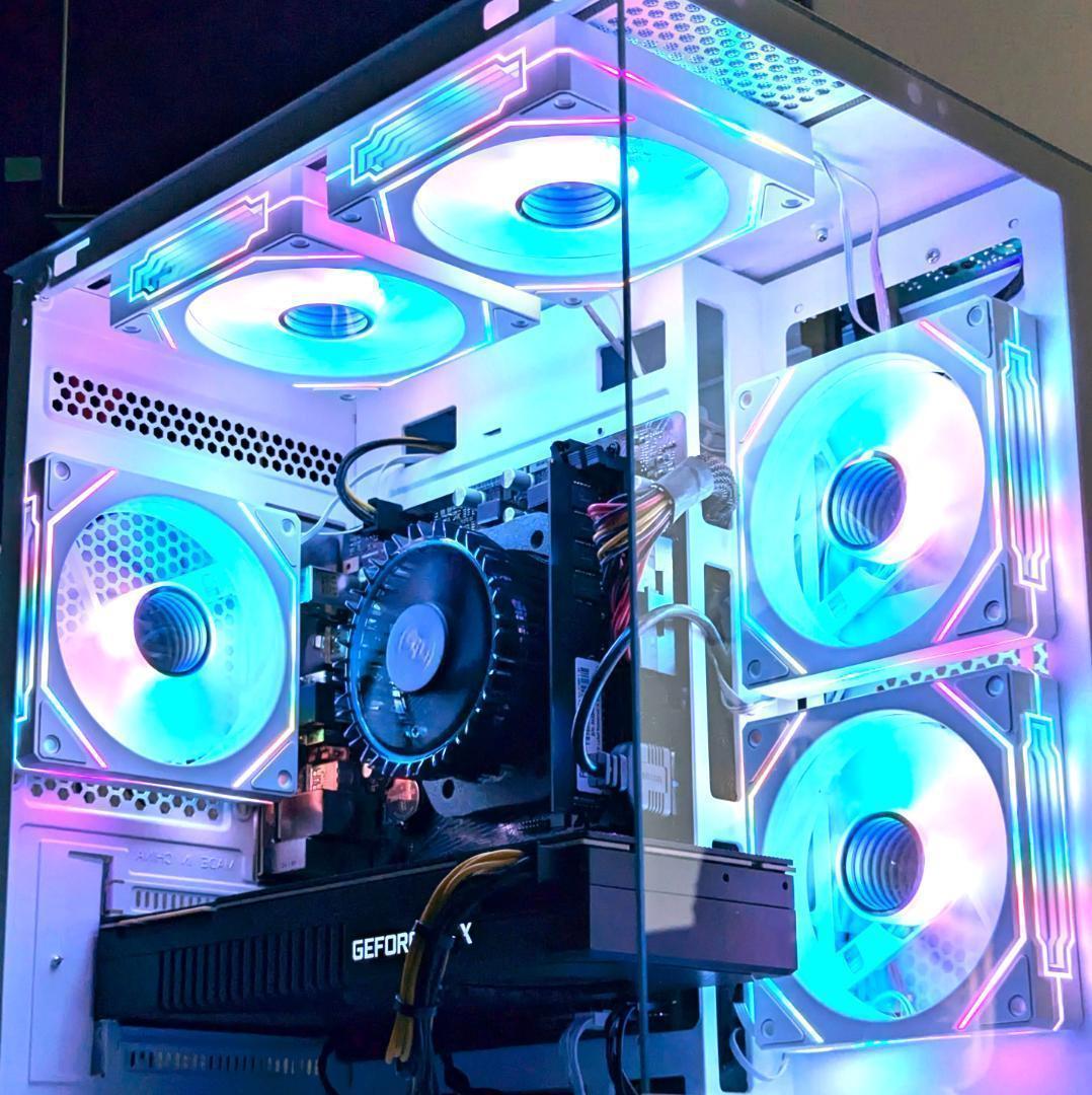 【新品パーツ】RTX4070Ti Ryzen7 5700x ゲーミングPC白②